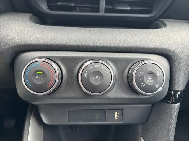 Toyota Yaris 1.0 VVT-i Comfort Hatchback