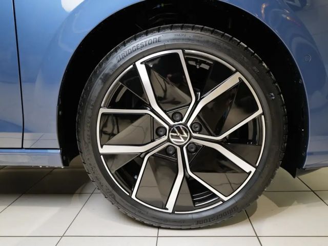 Volkswagen Golf 1.5 eTSI DSG Golf VIII