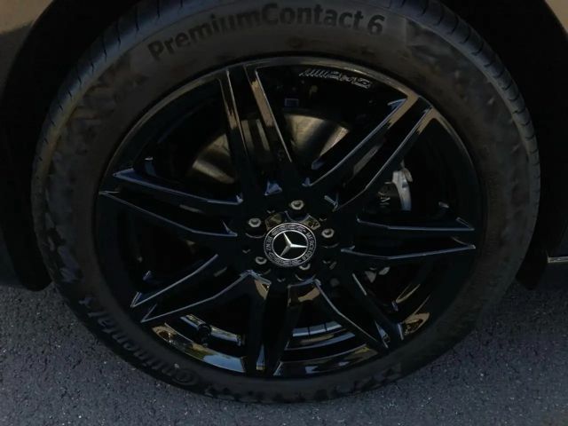 Mercedes-Benz V 220 AMG Line V 220 d