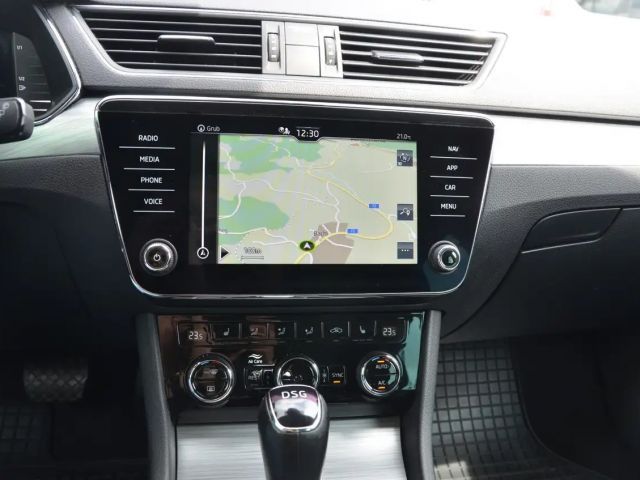 Skoda Superb Superb Kombi 2,0 TDI DSG LED VIRTUAL NAVI 1.Besitz