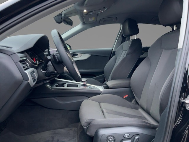 Audi A4 35 TFSI S-Tronic Sedan