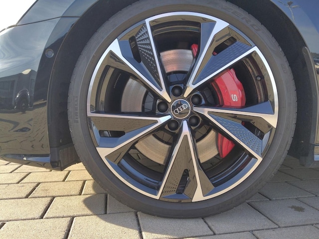 Audi S6 Quattro Sedan