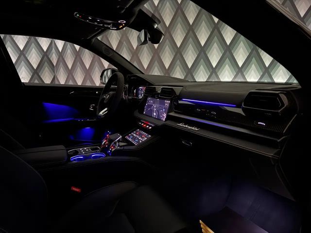 Lamborghini Urus SE // CARBON // UNIKÄT // VOLLE HÜTTE //