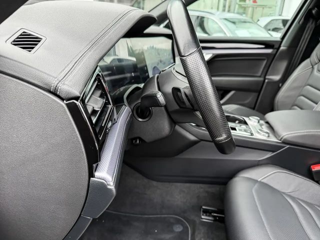 Volkswagen Touareg 3.0 V6 TSI R-Line