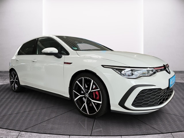 Volkswagen Golf 2.0 TSI DSG