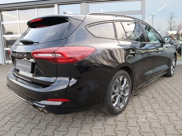 Ford Focus ST Line Wagon