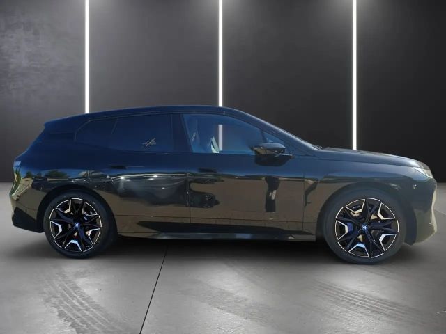 BMW iX xDrive40