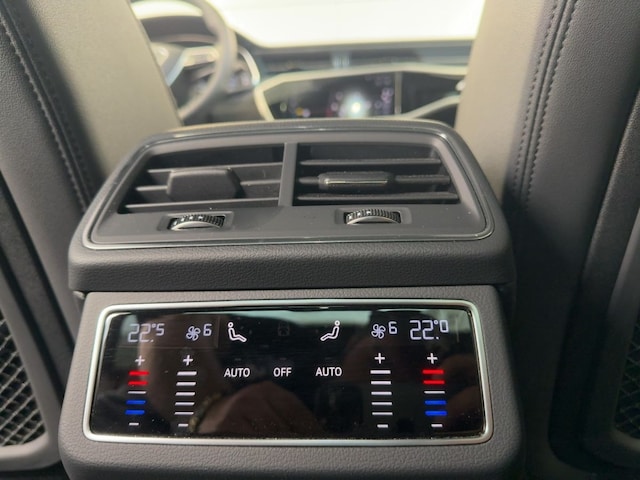 Audi A6 45 TFSI Quattro S-Line S-Tronic Sedan