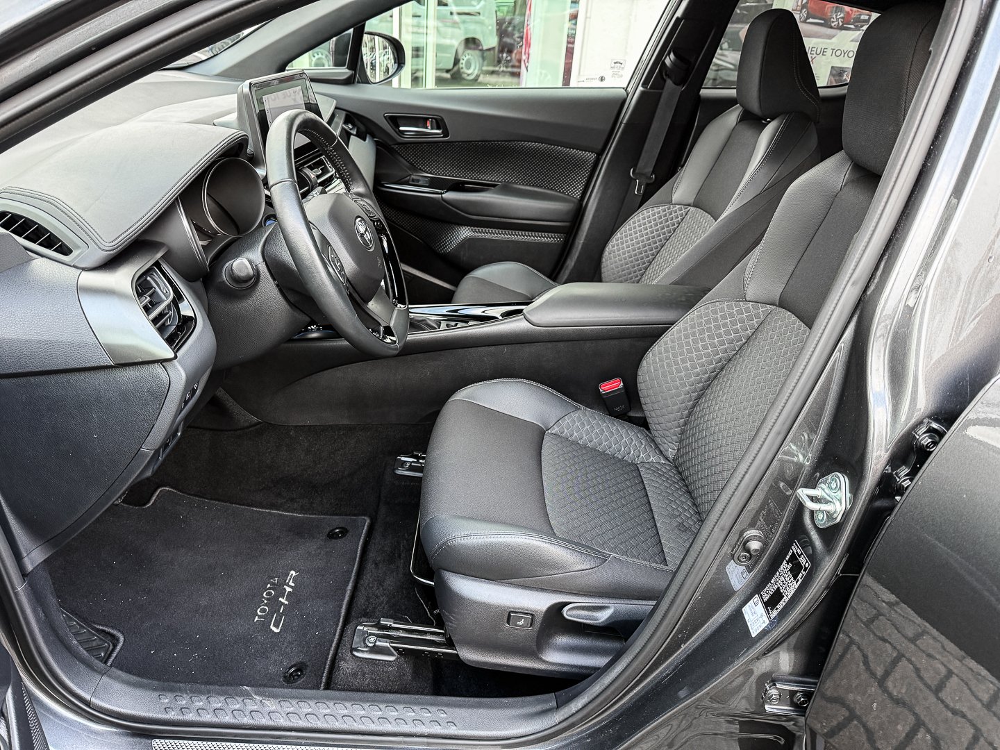 Toyota C-HR 5-deurs Team D