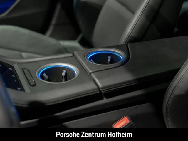 Porsche Taycan 4 Cross Turismo