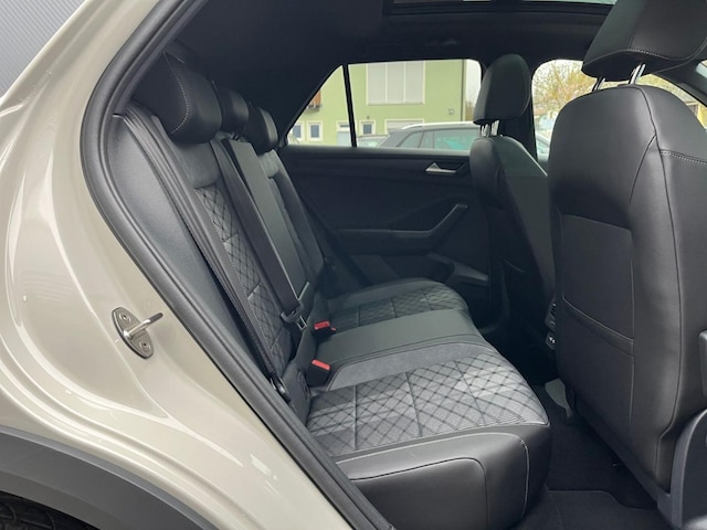 Volkswagen T-Roc 2.0 TSI DSG IQ.Drive R-Line