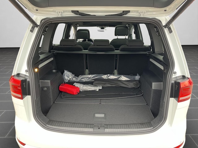 Volkswagen Touran DSG Highline R-Line