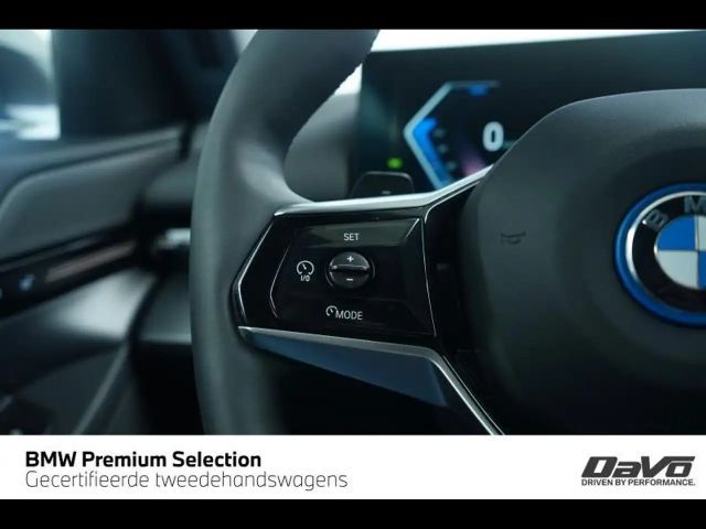 BMW 530 HYBRID - HAAK - ACC - LEDER