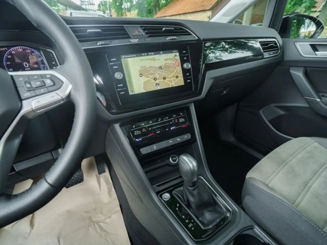 Volkswagen Touran DSG Highline