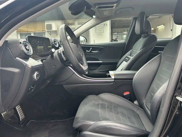 Mercedes-Benz C 180 AMG Line Sedan