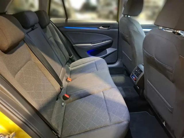 Volkswagen Golf 1.5 eTSI DSG Life