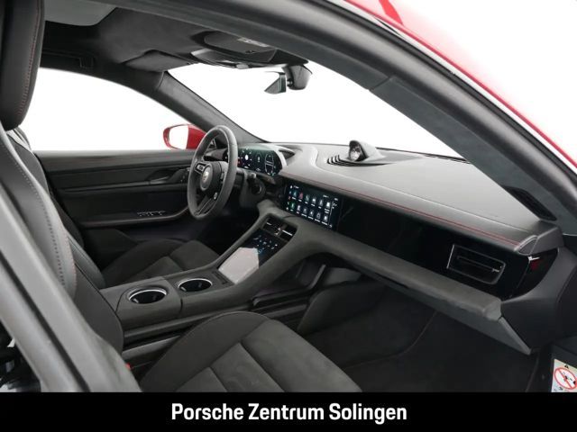 Porsche Taycan GTS Sport Turismo