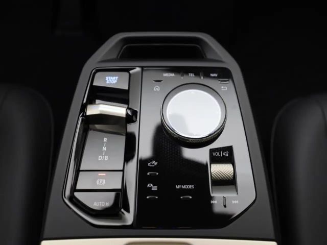 BMW iX 50 - SKY LOUNGE - SPORTPACK