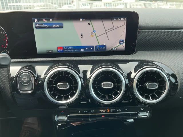 Mercedes-Benz A 180 Hatchback Progressive