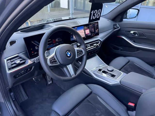 BMW 330 330d M-Sport Touring