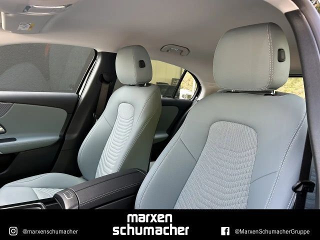 Mercedes-Benz A 220 4MATIC Progressive