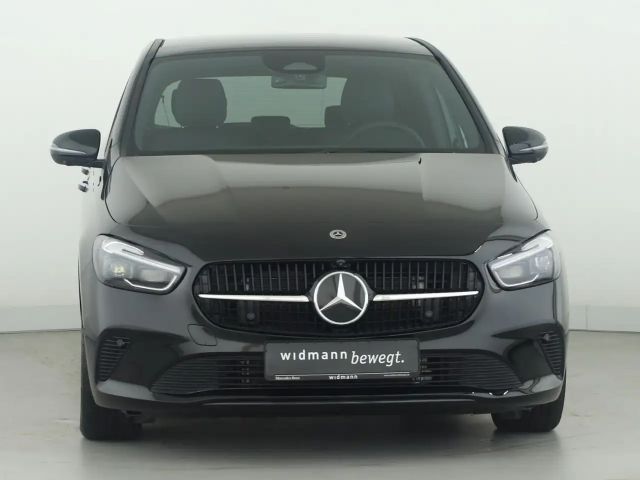 Mercedes-Benz B 200 B 200 d