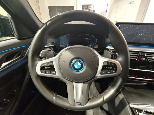 BMW 530 530e M-Sport