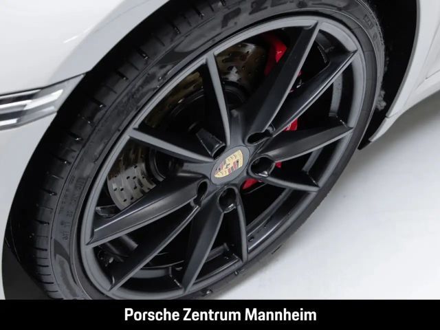 Porsche 992 4S Coupé Targa