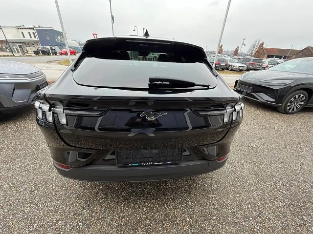 Ford Mustang Mach-E Standard range