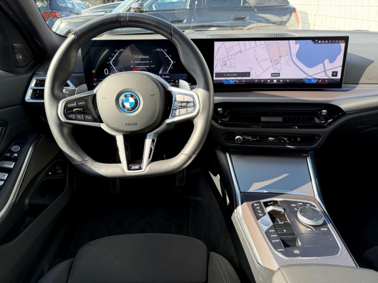 BMW 330 330e Touring