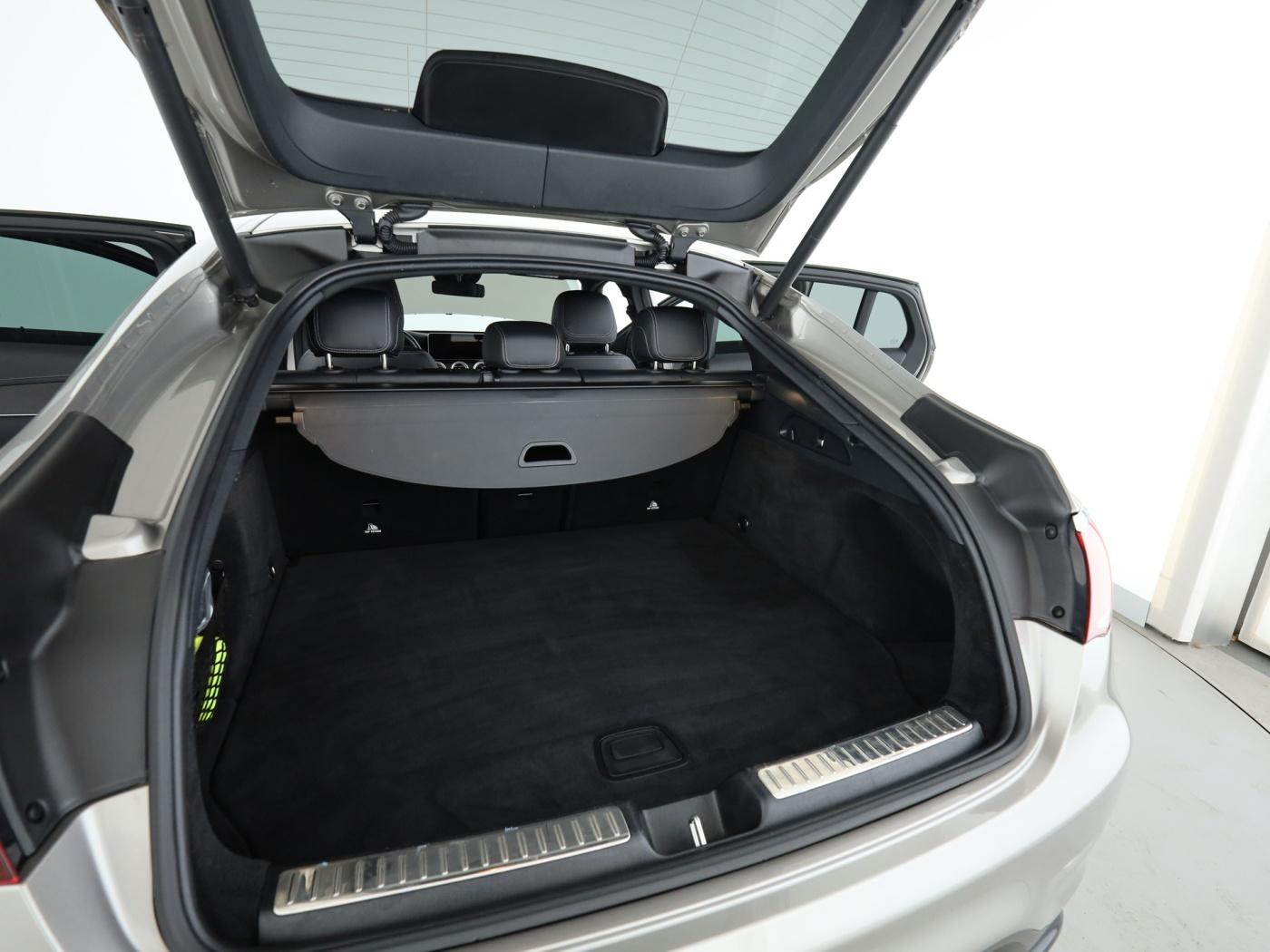 Mercedes-Benz GLC 300 4MATIC AMG Line Coupé