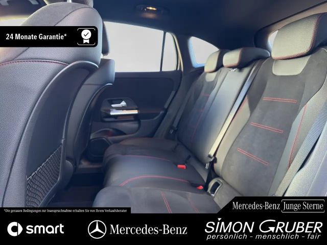 Mercedes-Benz GLA 250 4MATIC AMG Line