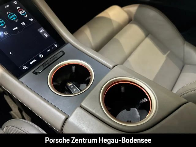 Porsche Taycan 4S Cross Turismo