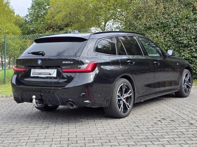 BMW 330 330e M-Sport Touring