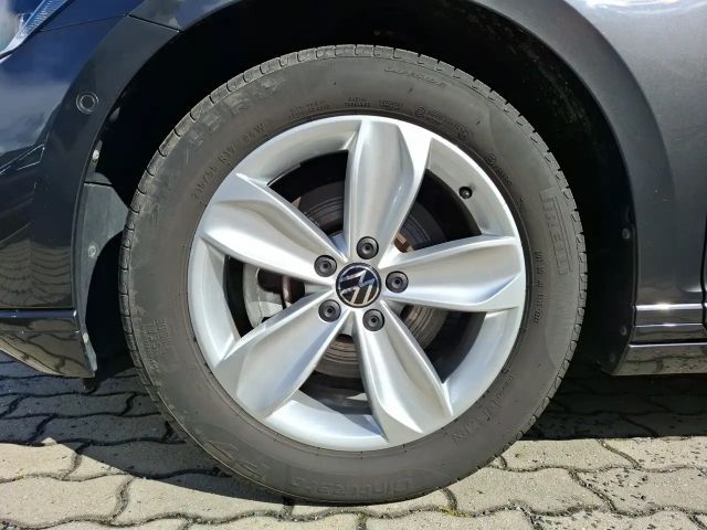 Volkswagen Passat Business DSG Variant