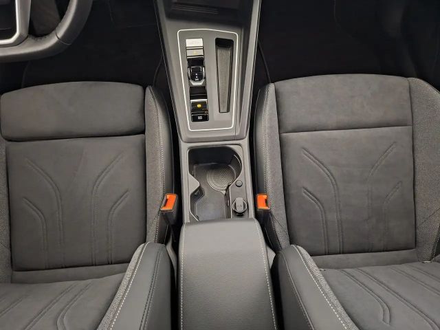 Volkswagen Golf Business DSG Variant