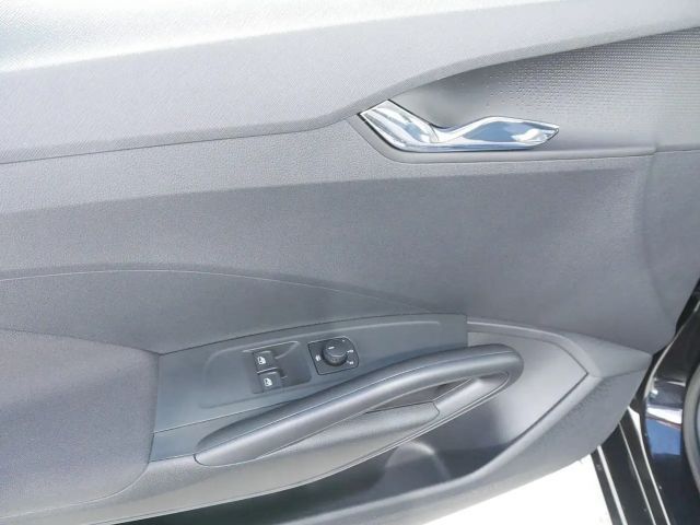 Skoda Fabia Essence 1,0, € 15.490 ,- inkl. Porsche Bank Bon...