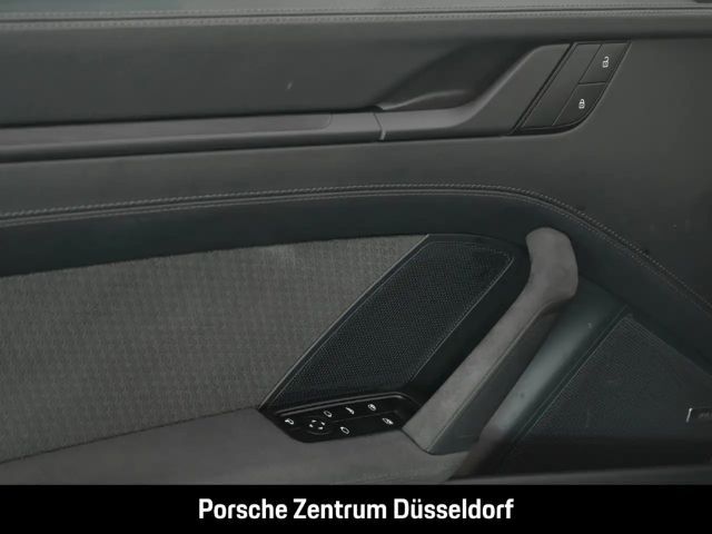 Porsche 911 992 Cabriolet Carrera GTS