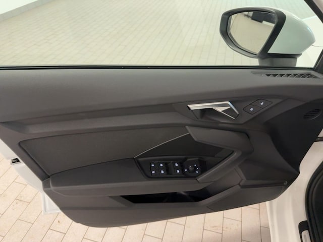 Audi A3 30 TFSI S-Tronic Sedan