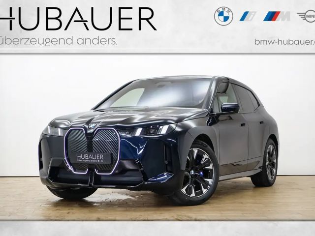 BMW iX xDrive45