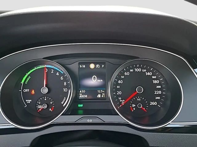 Volkswagen Passat GTE IQ.Drive Variant