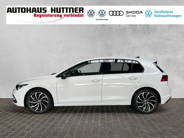 Volkswagen Golf 1.5 TSI