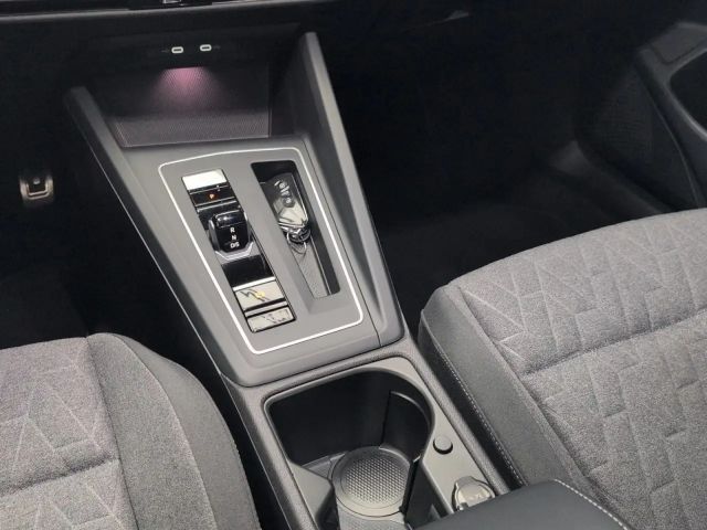 Volkswagen Golf 1.5 eTSI DSG Move