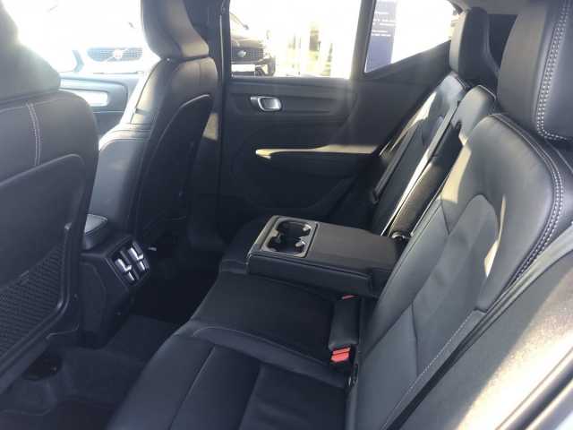 Volvo XC40 Dark Plus