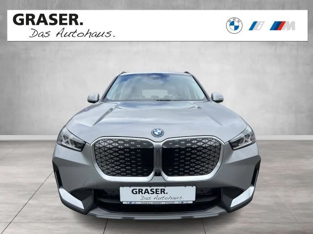 BMW iX1 xDrive30