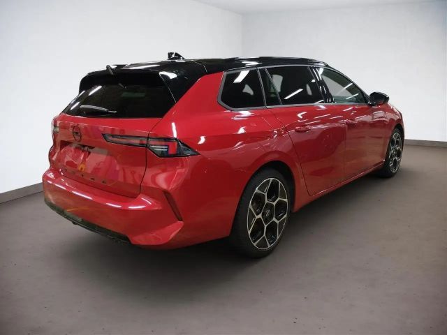 Opel Astra Sports Tourer Ultimate