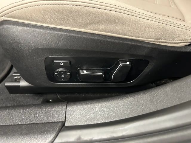 BMW 330 330e M-Sport Touring xDrive