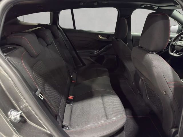 Ford Focus ST Line Wagon