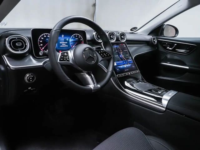 Mercedes-Benz C 180 AVANTGARDE Sedan