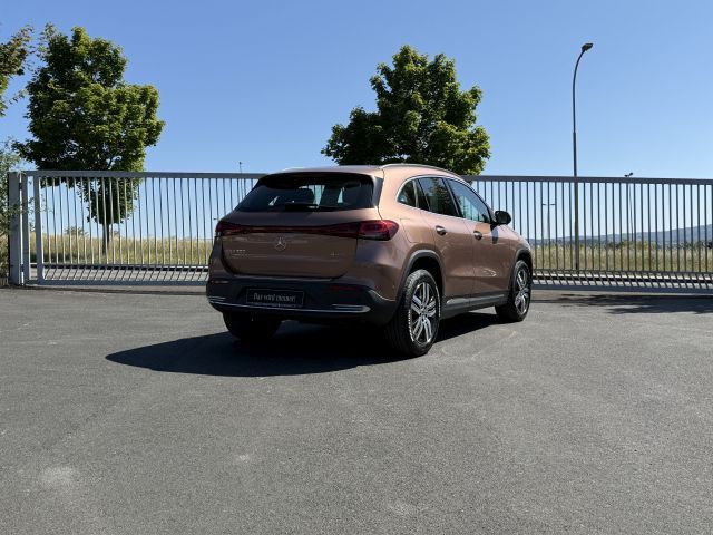 Mercedes-Benz EQA 300 4MATIC
